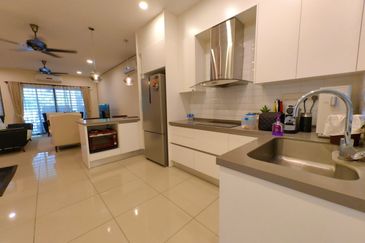 Laman Delfina @ Nilai Impian