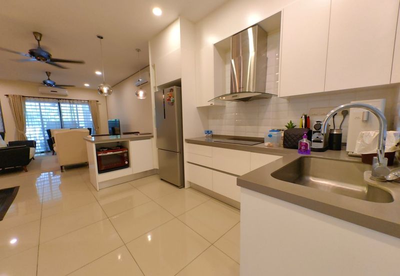 Laman Delfina @ Nilai Impian