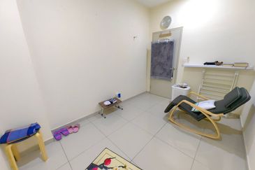 Laman Delfina @ Nilai Impian