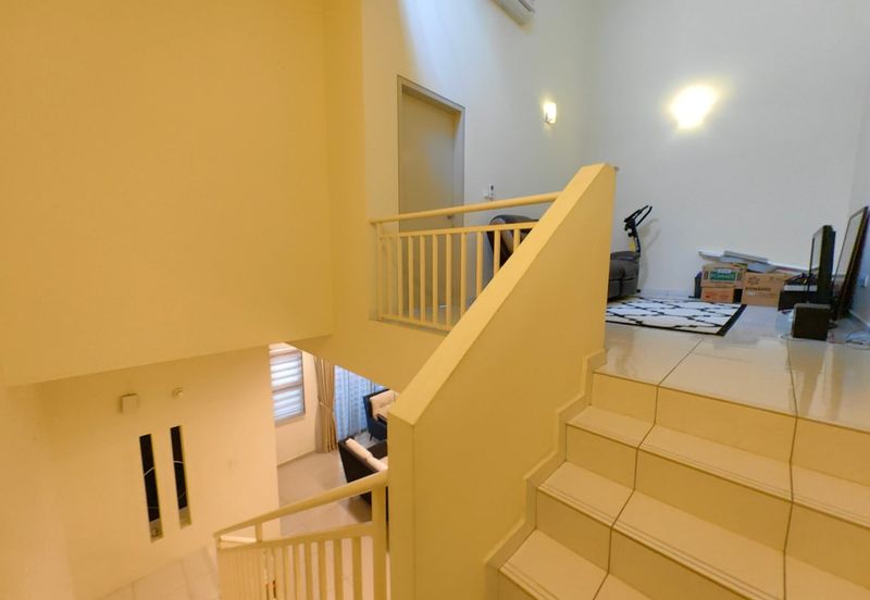 Laman Delfina @ Nilai Impian