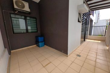 Laman Delfina @ Nilai Impian