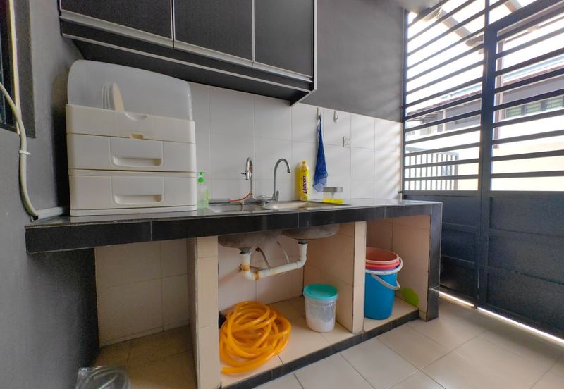 Laman Delfina @ Nilai Impian