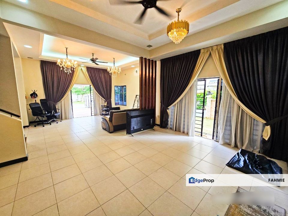 Fully renovated. Freehold. Anjung Suasana. Bandar Seri Putra. Bangi. , Selangor, Bangi