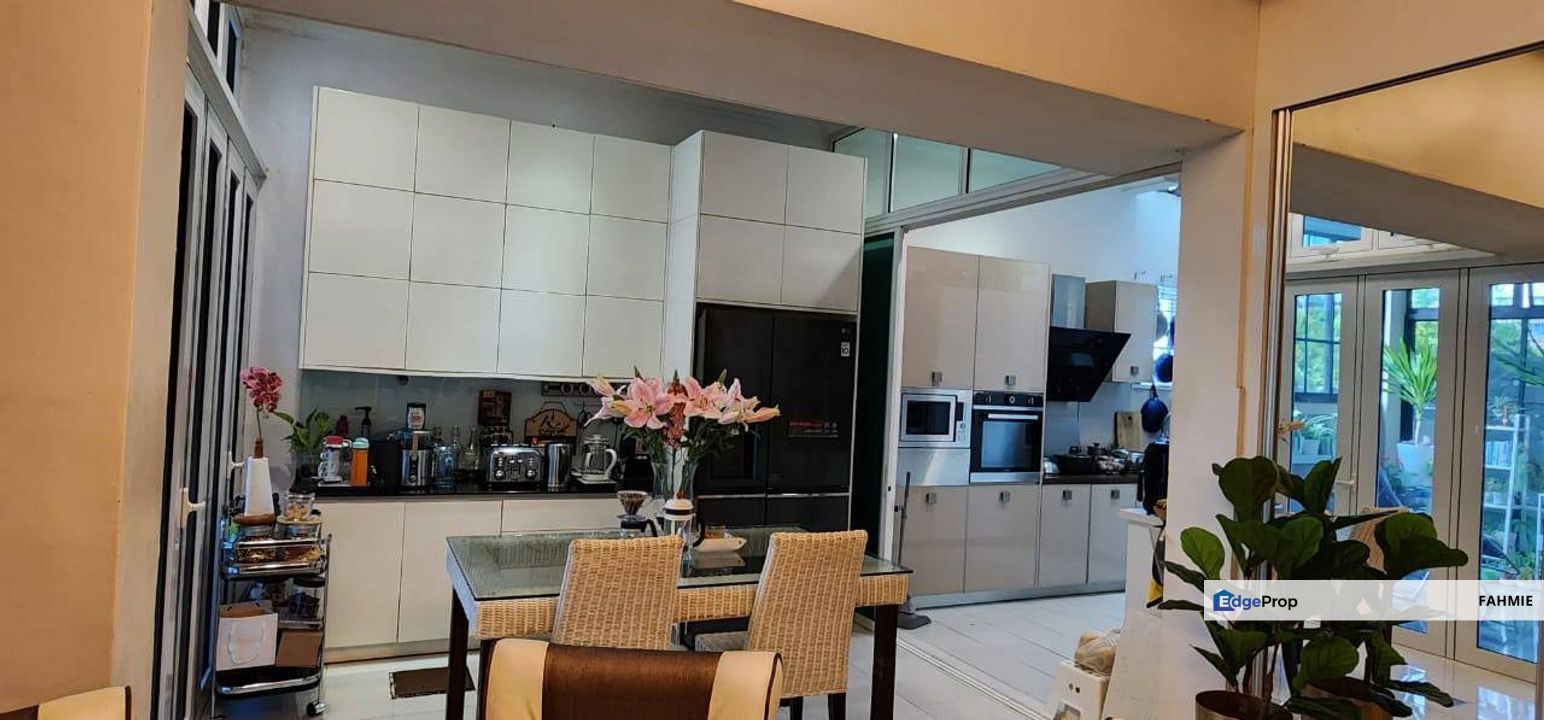 Fully renovated. Corner lot. Ampang Saujana. Ampang. , Selangor, Ampang