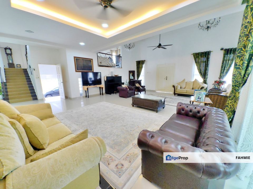 Corner lot. Seksyen 4. Bandar Baru Bangi. Bangi. , Selangor, Bangi