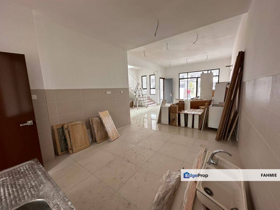 Freehold. Legasi 3. Bandar Kinrara. Puchong. , Selangor, Bandar Kinrara Puchong