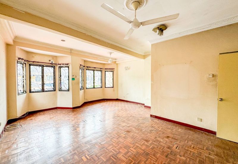 Renovated. Bandar Tasik Selatan. Kuala Lumpur. 