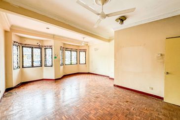 Renovated. Bandar Tasik Selatan. Kuala Lumpur. 