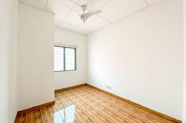 Renovated. Bandar Tasik Selatan. Kuala Lumpur. 