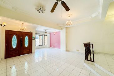 Renovated. Bandar Tasik Selatan. Kuala Lumpur. 