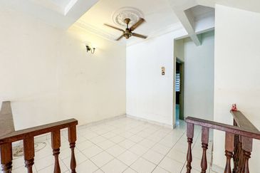 Renovated. Bandar Tasik Selatan. Kuala Lumpur. 