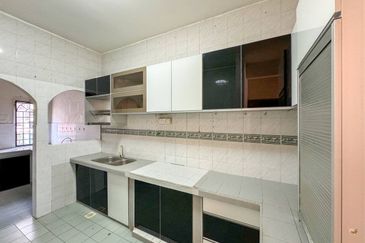 Renovated. Bandar Tasik Selatan. Kuala Lumpur. 