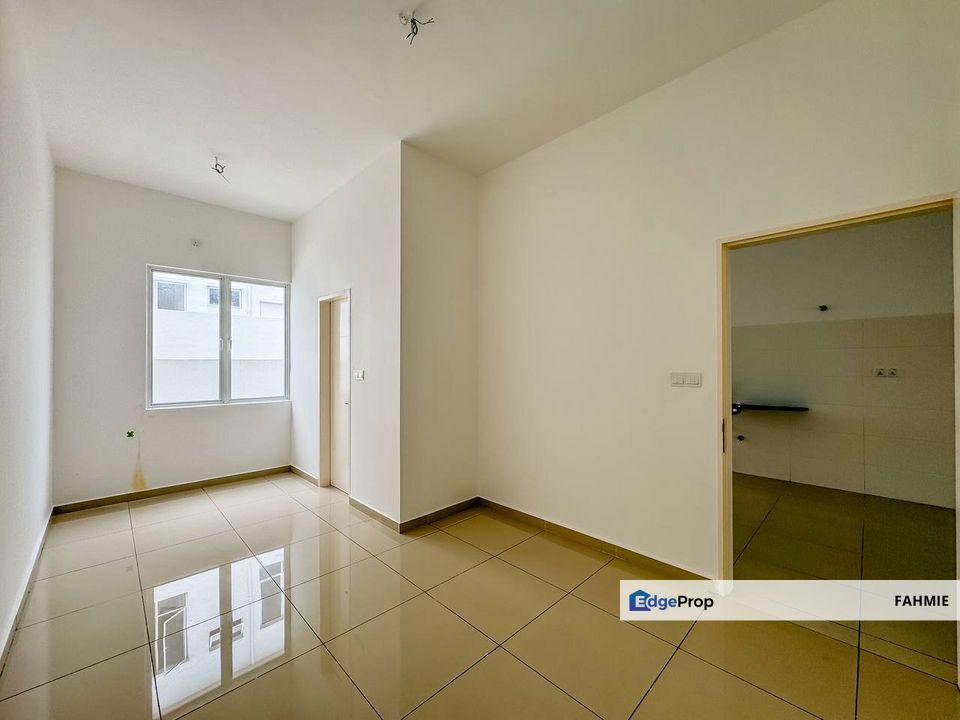 Not facing other house. Freehold. Taman Bayu Sutera. Bandar Sri Sendayan. Seremban. , Negeri Sembilan, Seremban