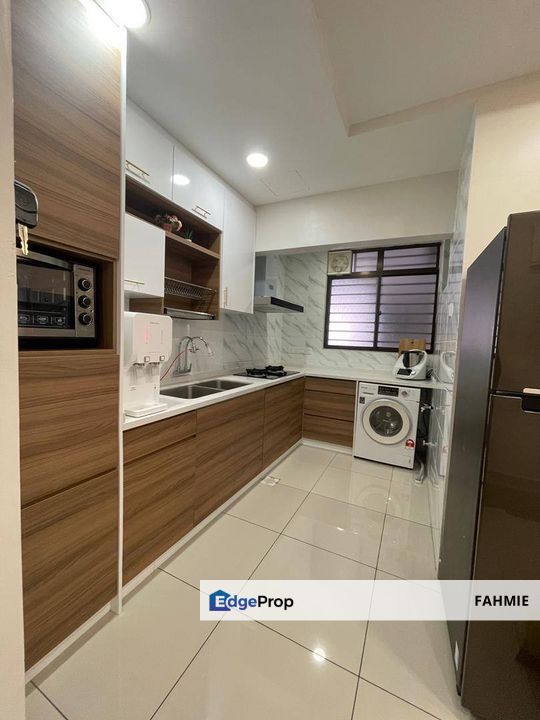 Fully renovated. Move in condition. Freehold. Residensi Zamrud. Kajang. , Selangor, Kajang
