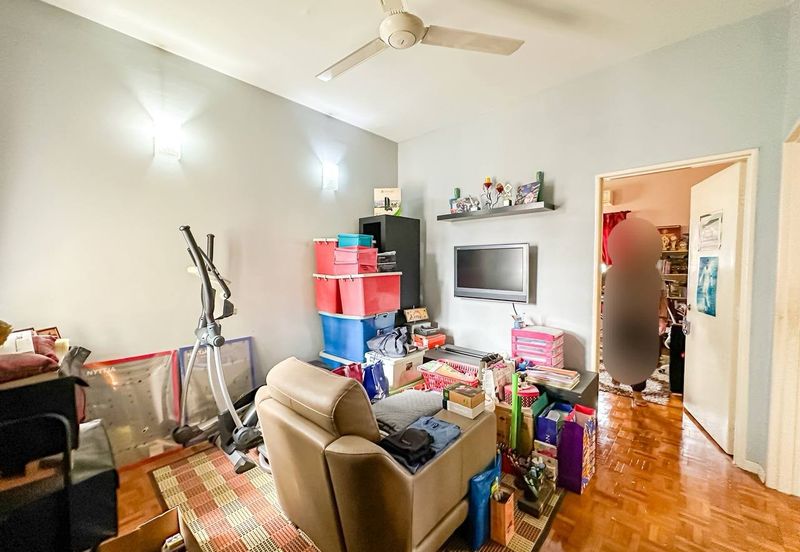 Paling murah. Fully renovated. Saujana Damansara. Damansara Damai. Petaling Jaya. 