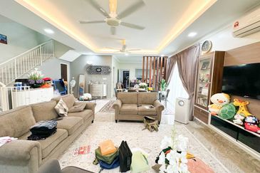 Laman Delfina @ Nilai Impian