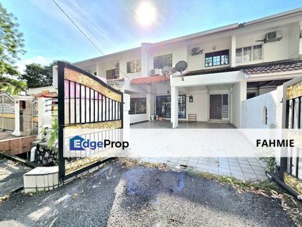 Not facing other house. Freehold. SS2. Petaling Jaya. , Selangor, Petaling Jaya