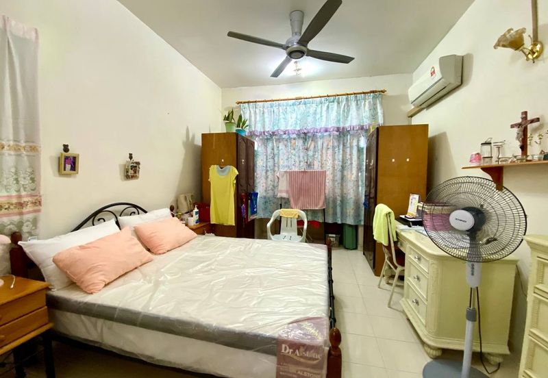 Taman Mutiara Subang