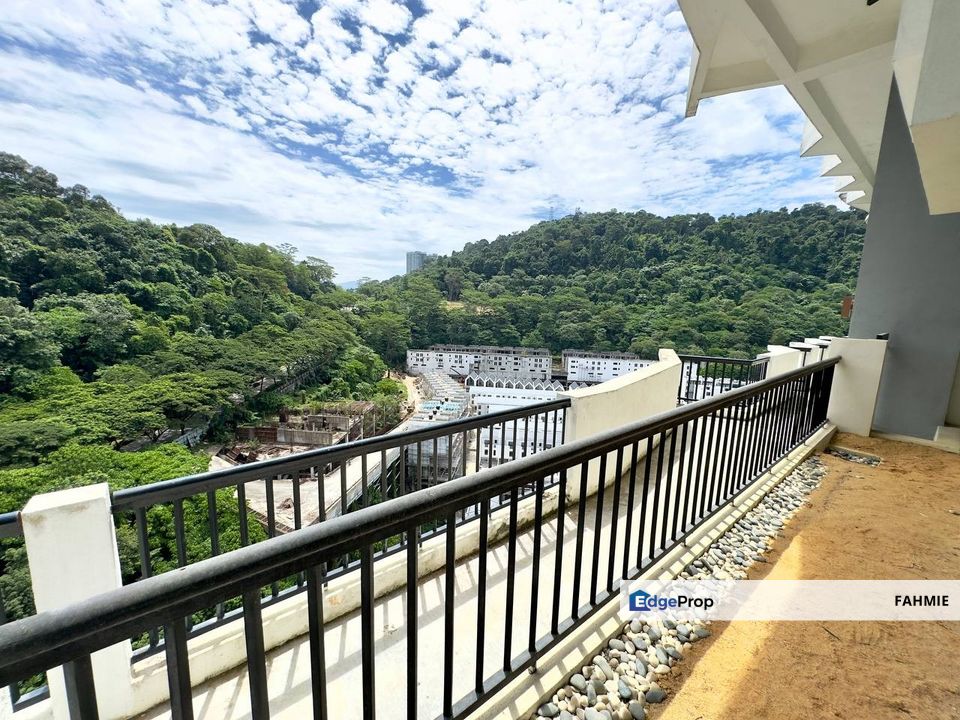 Non bumi lot. Bare condition. Armanee Terrace 2. Damansara Perdana. , Selangor, Damansara Perdana