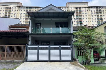 Taman Pinggiran Batu Caves