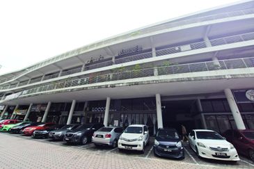 Platinum Mondrian (Pv128)