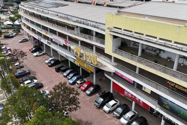 Platinum Mondrian (Pv128)