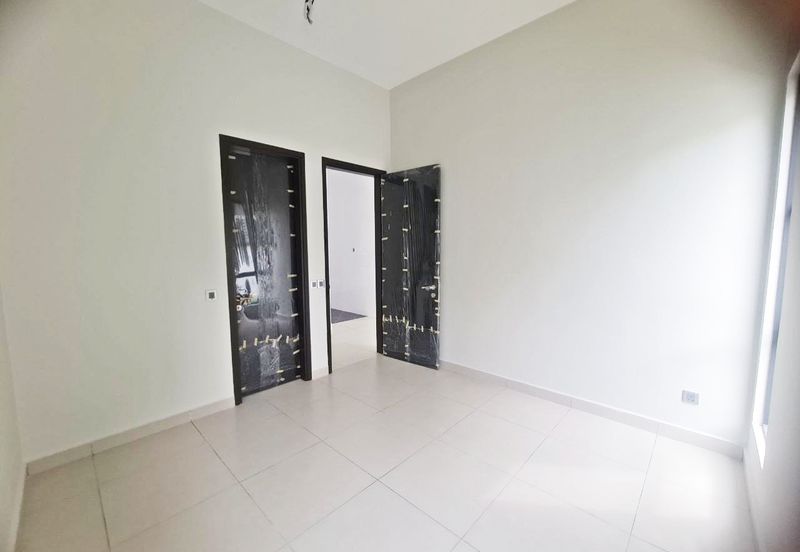 AVIVA GREEN @ SEREMBAN 2