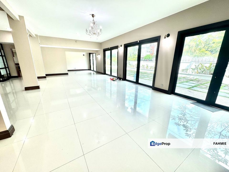 Corner lot. Freehold. Jalan Mesra. Off Jalan Ampang. , Kuala Lumpur, Ampang