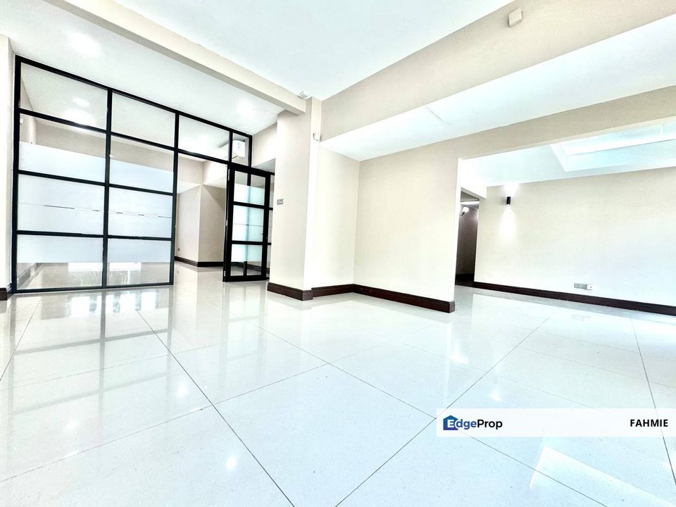 Corner lot. Freehold. Jalan Mesra. Off Jalan Ampang. , Kuala Lumpur, Ampang