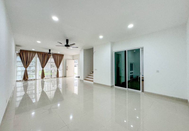 Duta Villa, Presint 14