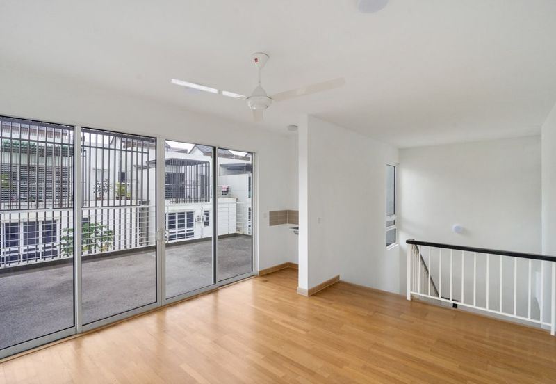 Duta Villa, Presint 14