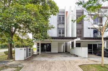 Duta Villa, Presint 14