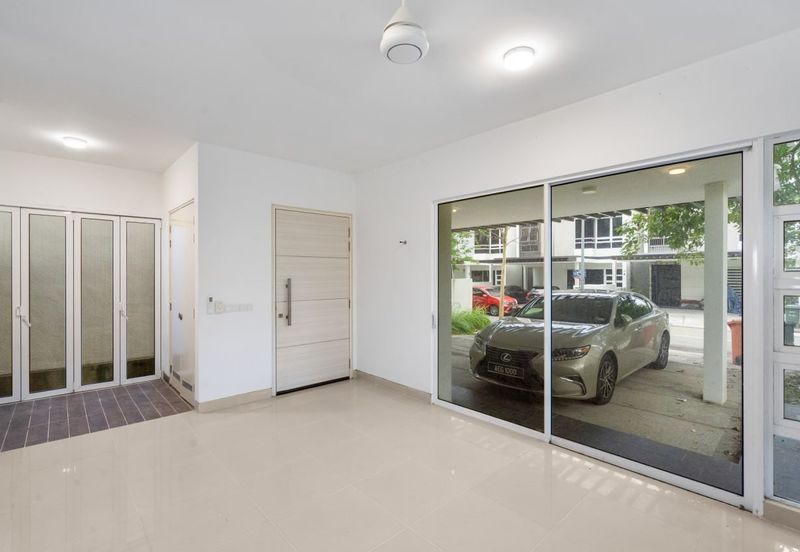 Duta Villa, Presint 14