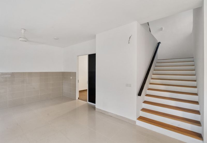 Duta Villa, Presint 14