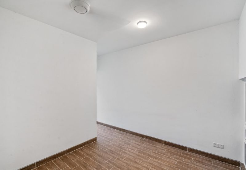 Duta Villa, Presint 14