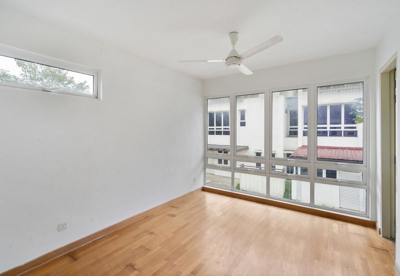 Duta Villa, Presint 14