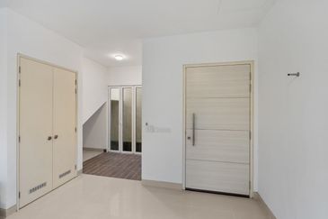 Duta Villa, Presint 14