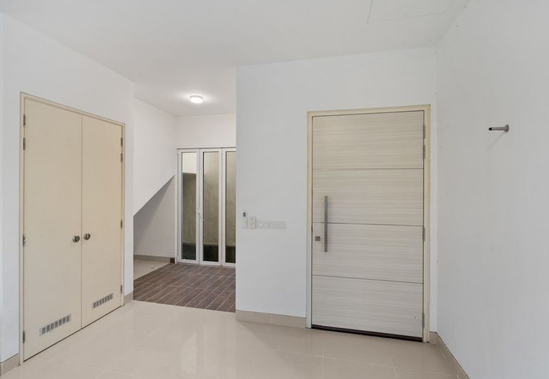 Duta Villa, Presint 14