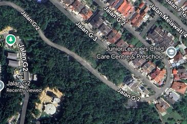 Freehold. Non bumi lot. Jalan G2. Taman Melawati. 
