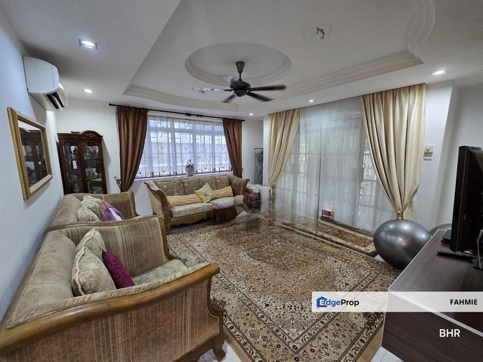 Fully renovated. Freehold. D'Sentral. Bandar Seri Putra. Bangi. , Selangor, Bangi