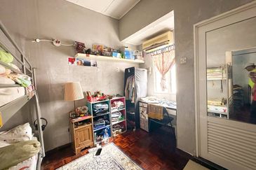 Fully renovated. Freehold. Bukit Setiawangsa. Setiawangsa. 