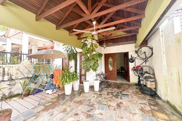 Fully renovated. Freehold. Bukit Setiawangsa. Setiawangsa. 