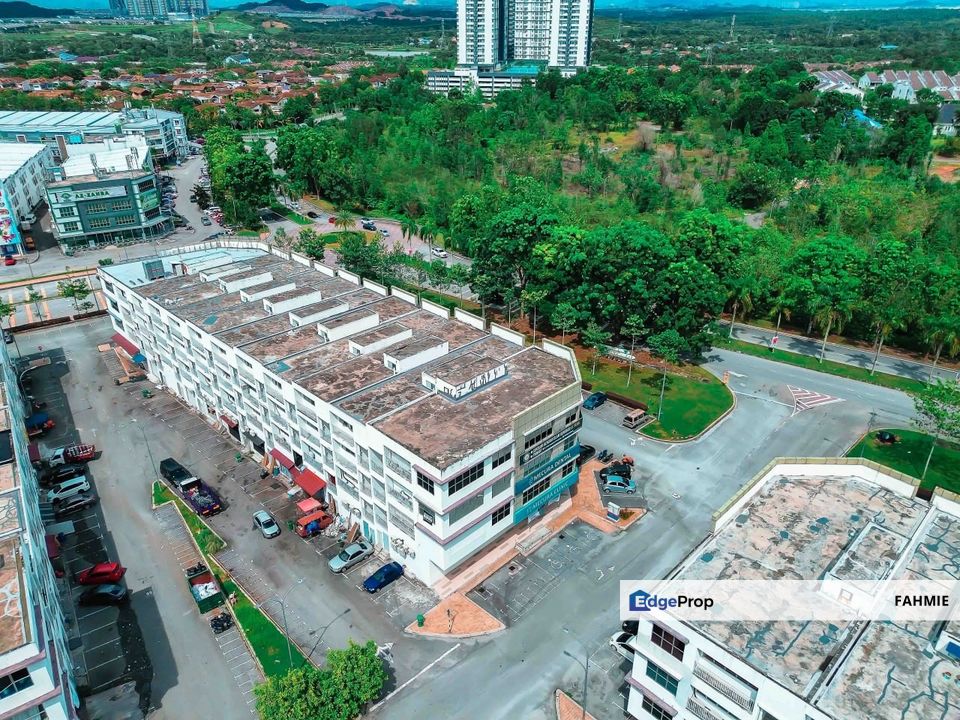 Ground floor. Tenanted. Freehold. Enigma Square. Bandar Puteri Bangi. Bangi., Selangor, Bangi