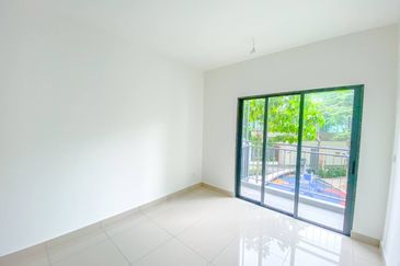 M Adora @ Wangsa Melawati