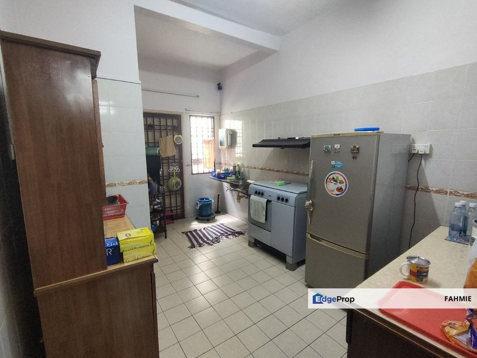 Non bumi lot. Jalan Kristal. Seksyen 7. Shah Alam. , Selangor, Shah Alam