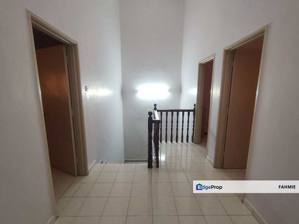 Non bumi lot. Jalan Kristal. Seksyen 7. Shah Alam. , Selangor, Shah Alam