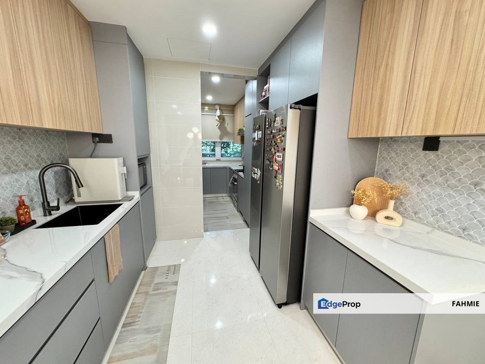 4 Storey. Renovated. 8 Hevea Kemensah. Taman Melawati. , Selangor, Taman Melawati