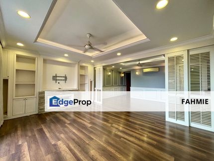 Fully renovated. Facing pool. Freehold. Ara Hill Condominium. Ara Damansara. , Selangor, Ara Damansara