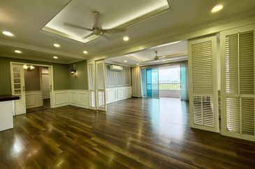 Ara Hill Condominium