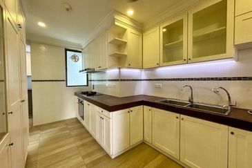 Ara Hill Condominium